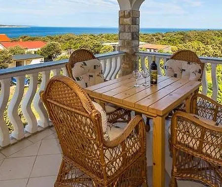 Apartament Keti - *